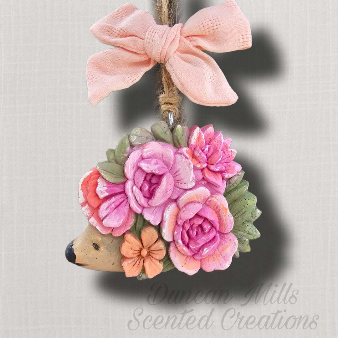 Rts 3D Floral Hedgehog | Sugar Cookie scent
