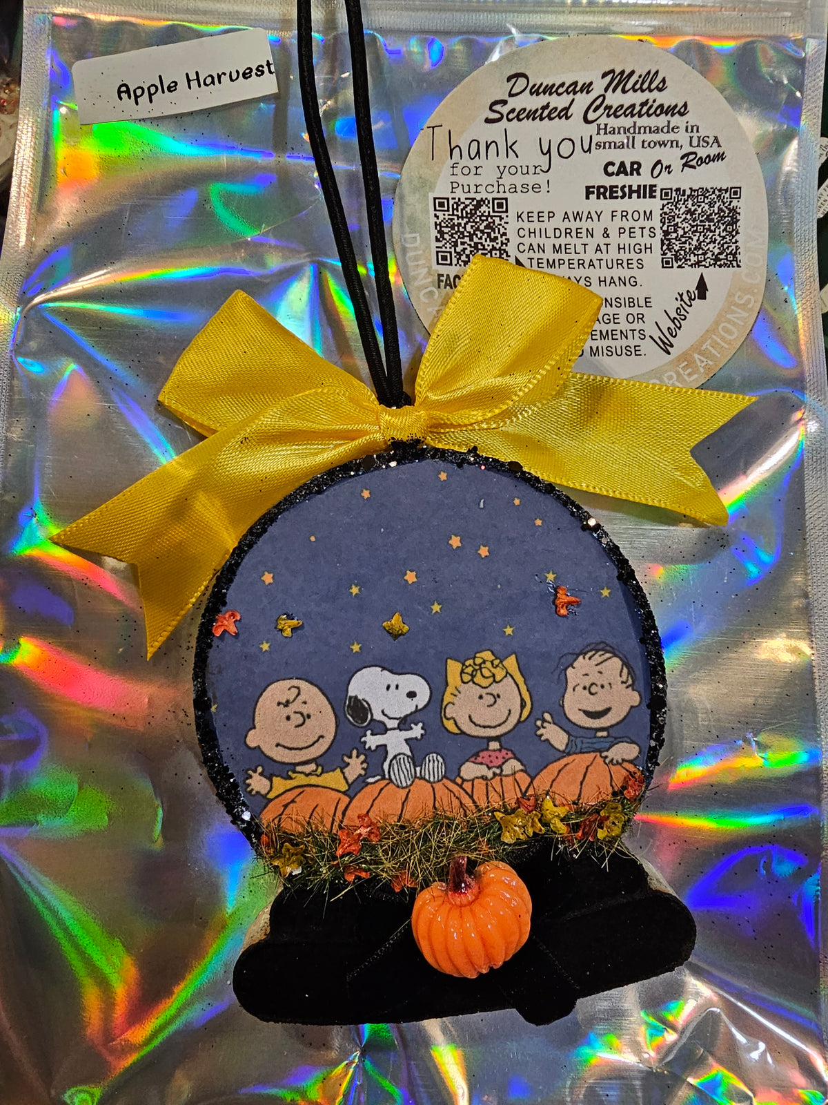 The Great Pumpkin Crystal Ball Freshie | Apple Harvest
