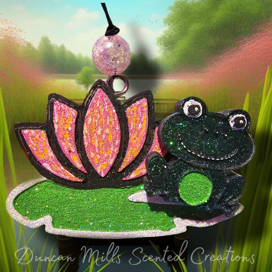 Water Lily | Choose with or without  Frog vent clip | Made to order