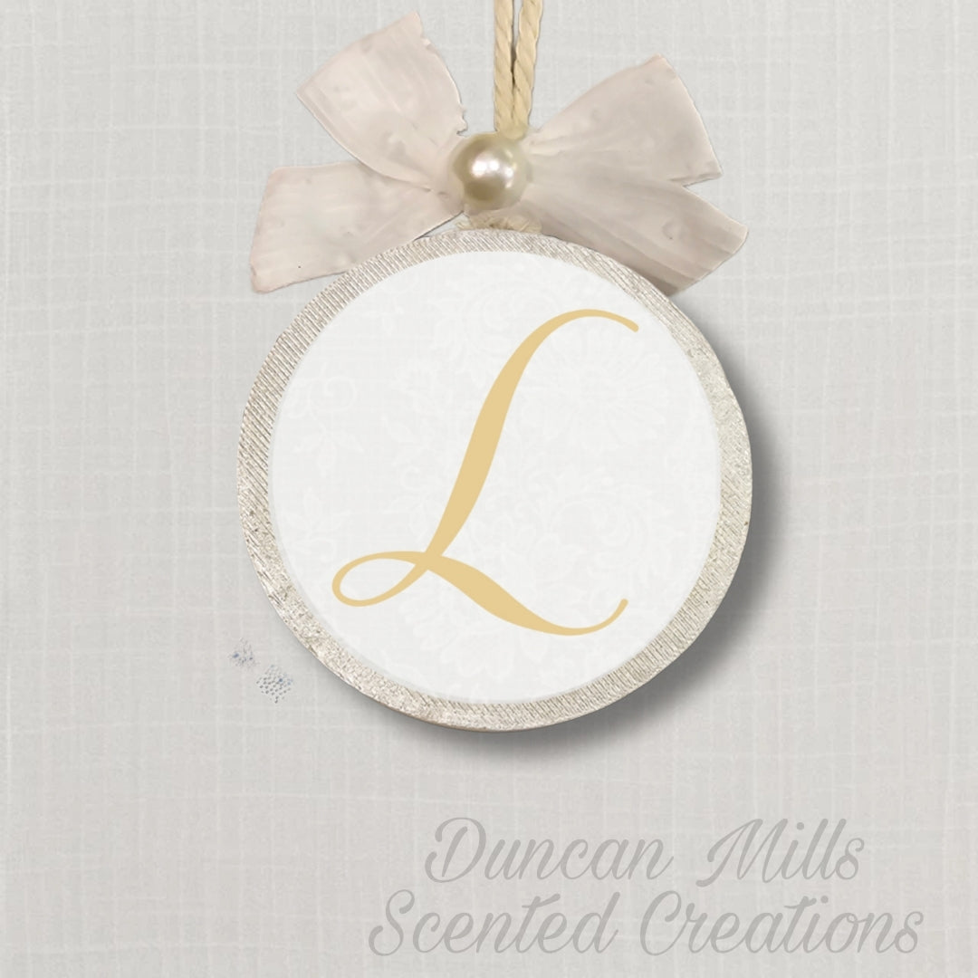 3.5 inch Custom Initial Freshie.  Bow & glitter border.