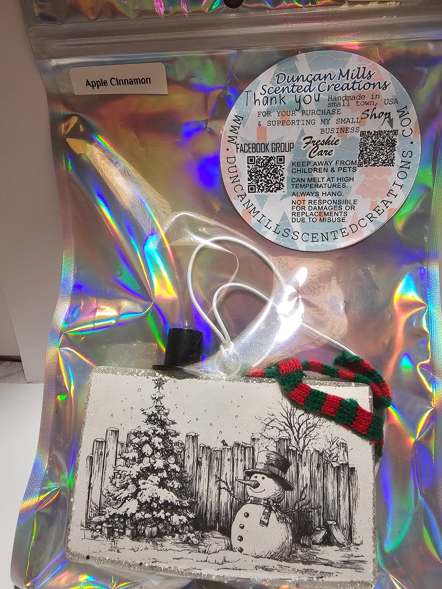 RTS Snowman Scene Freshie | Scent on photo