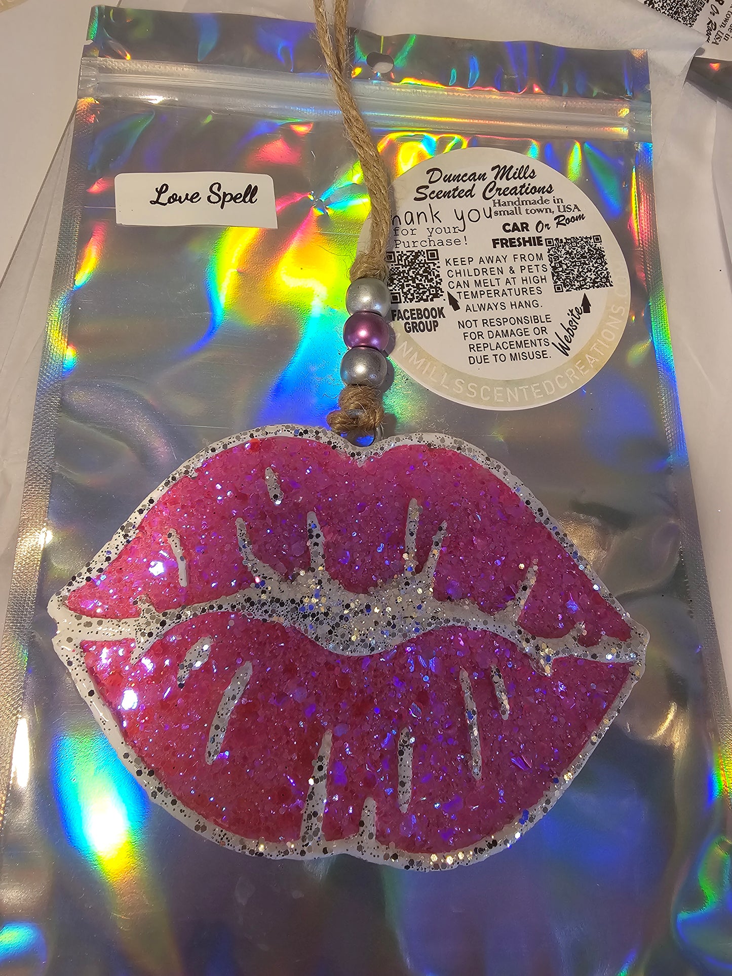 Big luscious lips freshy | Love Spell