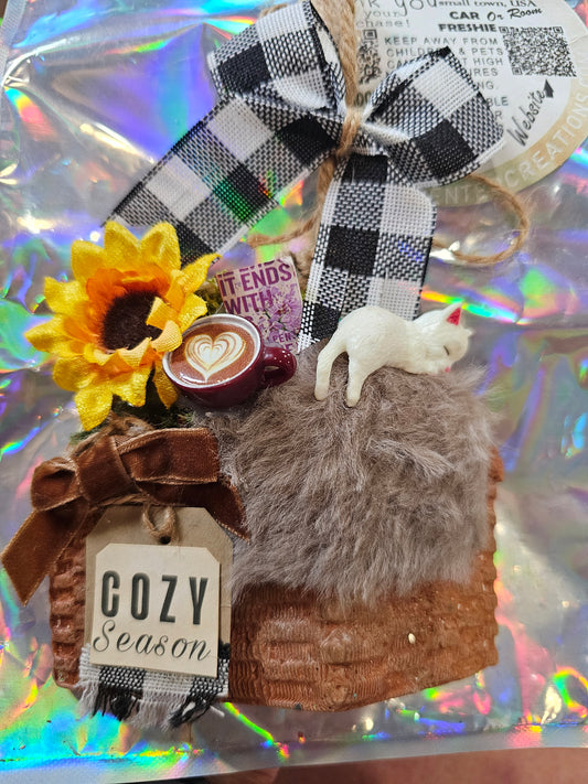 Cozy Season Kitty Freshie – Ready to Ship | Fall Festival Scent