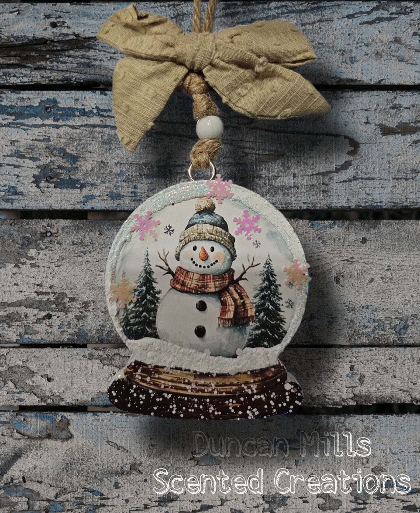 Snowglobe snowman scene  Freshie | Exclusive Design