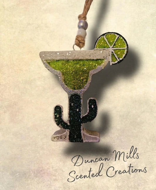 Margarita Freshie| On the Rocks  |Strawberry | Lime |Made to order